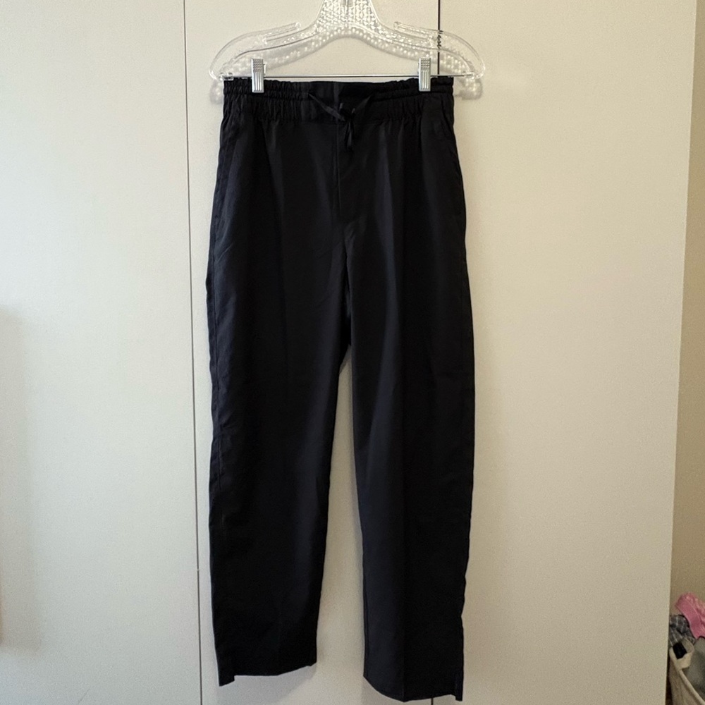 Old navy, size S, straight black women pant, small slit leg